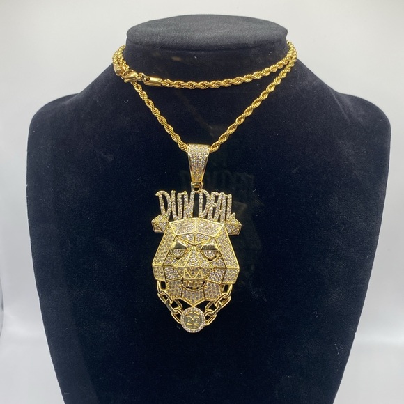 Dun Deal | 14k Gold | High End CZ Pendant w 20’ Gold Rope Chain - Picture 3 of 6